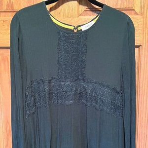 Taylor & Sage Long Sleeve Forest Green Lace Blouse
